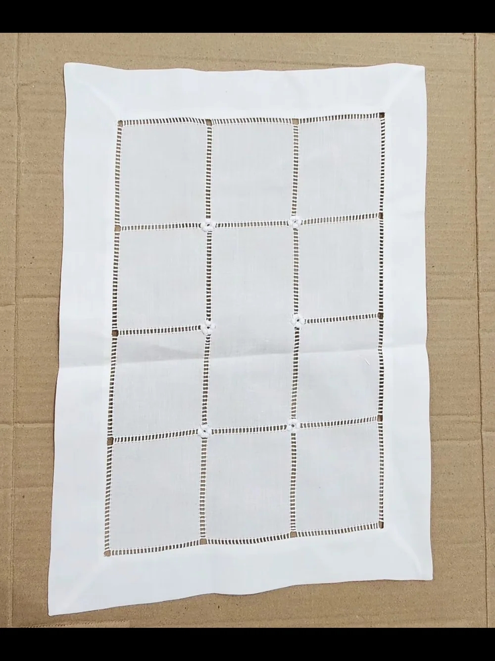 Vintage Linen Dinner Placemat Crochet 16x11 Rectangle Grid Pattern new old stock